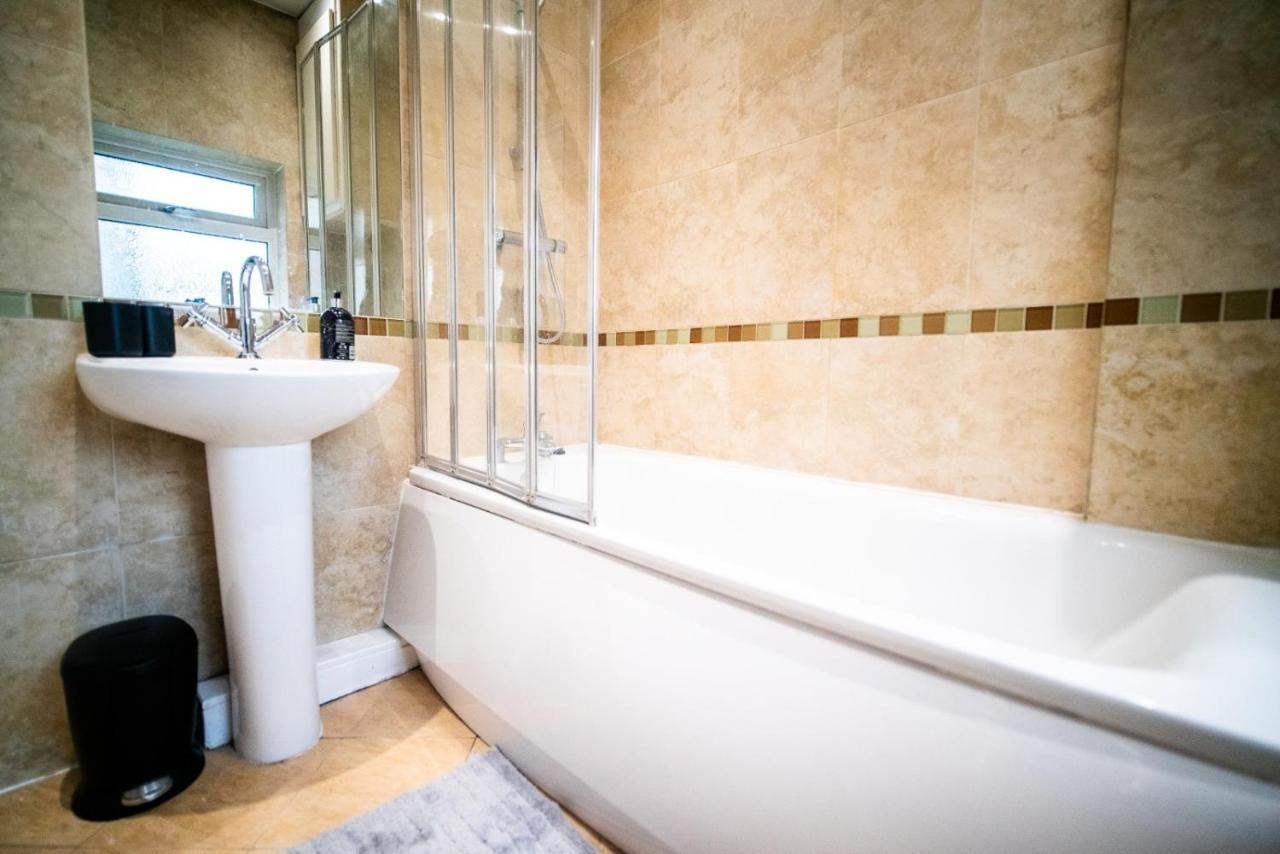 Stay With Serena Homes , One Bedroom Apartment 퓨어리 외부 사진